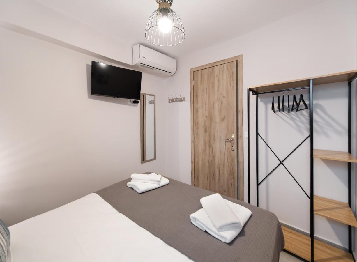 Angelica'S And Irene'S Design Apartments Swimming Pool Nikiana Extérieur photo
